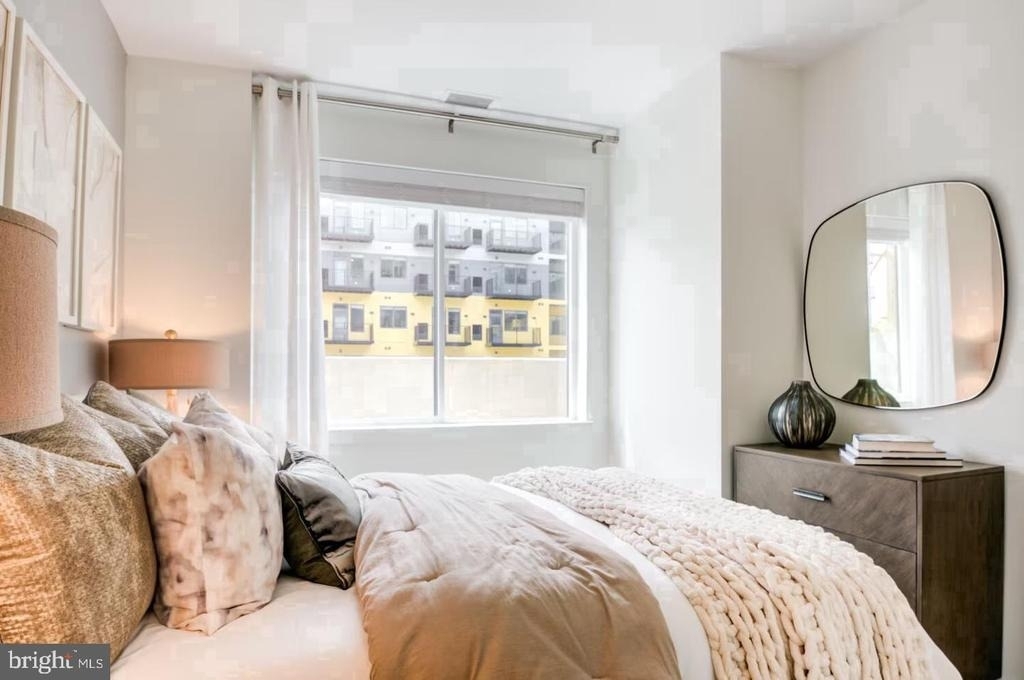 525 N Christopher Columbus Boulevard - Photo 15