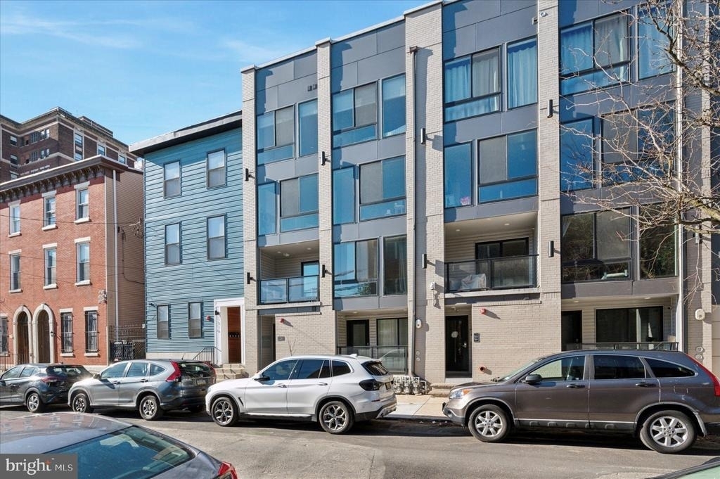 1316 N Franklin Street - Photo 3