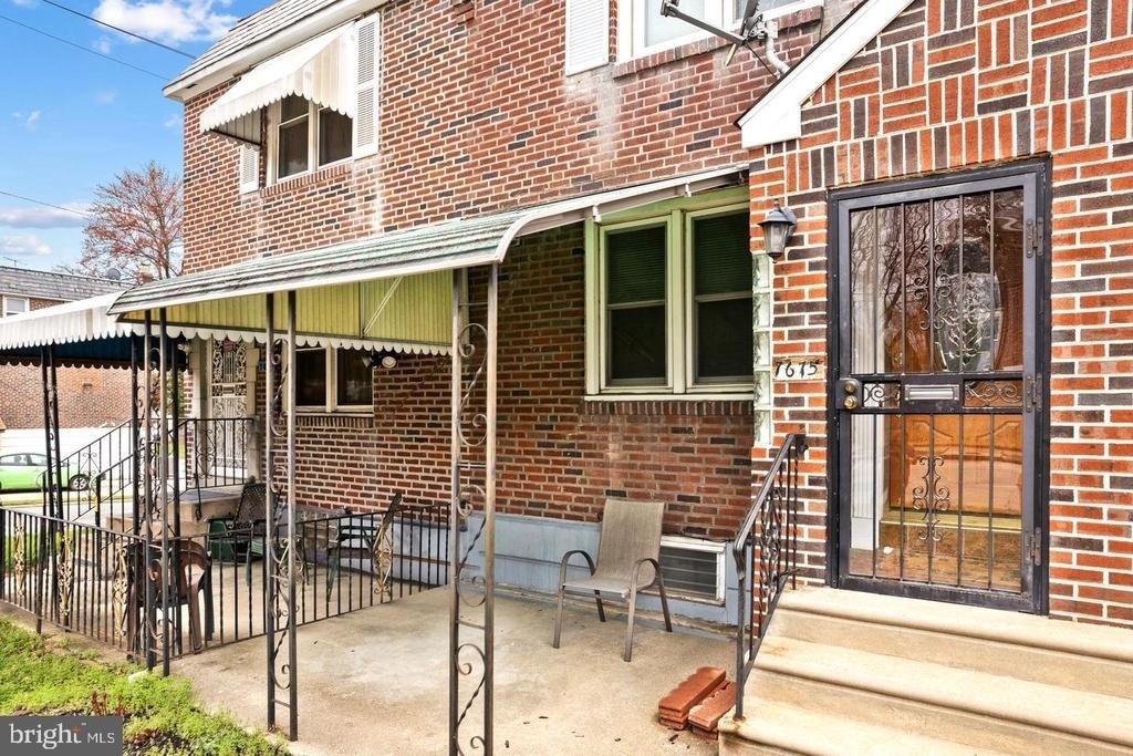 7675 Overbrook Avenue - Photo 14