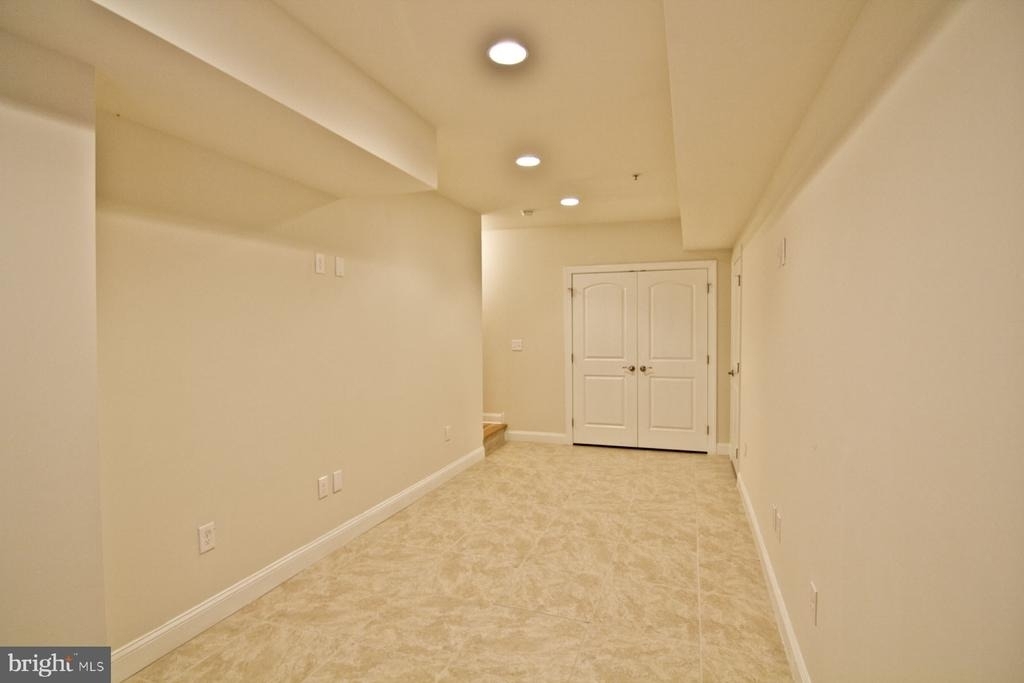 1142 N Hope Street - Photo 5