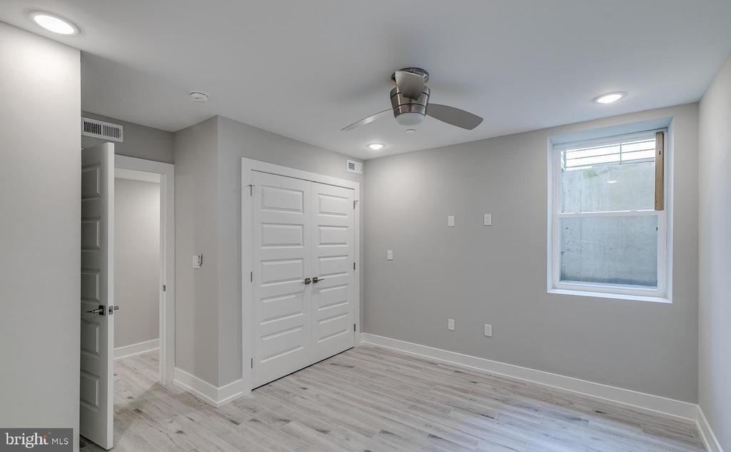 1309 S 52nd Street - Photo 11