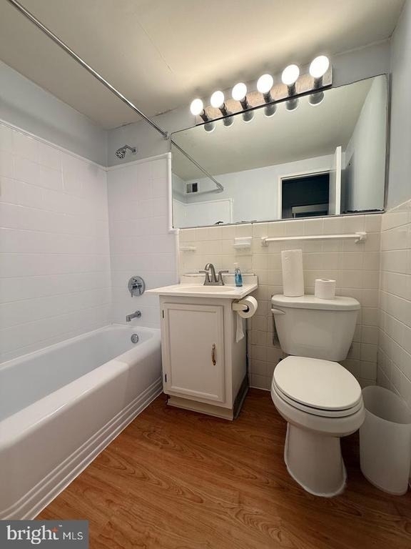 2101 Chestnut Street - Photo 9