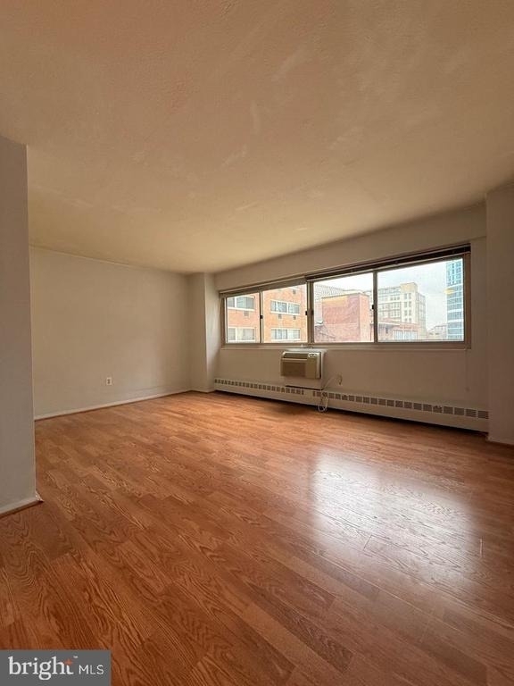 2101 Chestnut Street - Photo 3