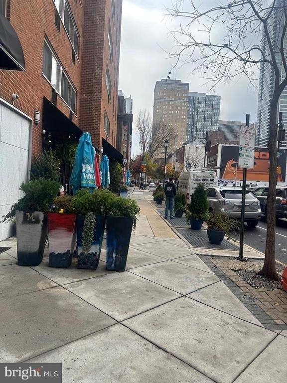 2101 Chestnut Street - Photo 11