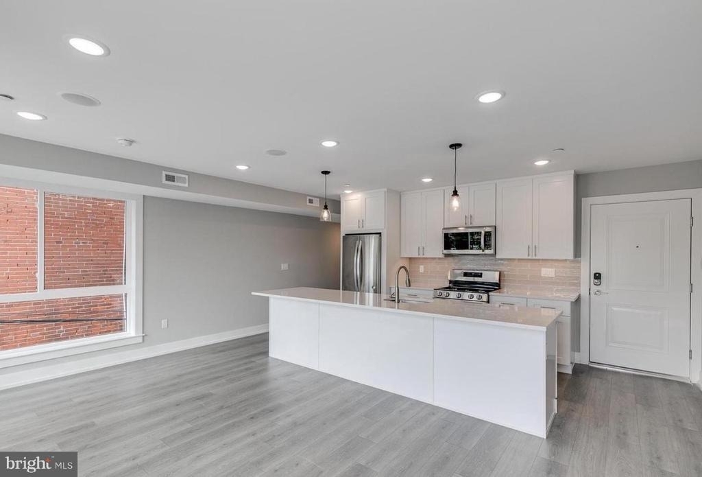 1309 S 52nd Street - Photo 8