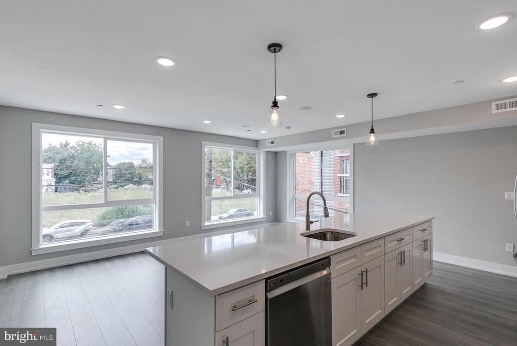 1309 S 52nd Street - Photo 0