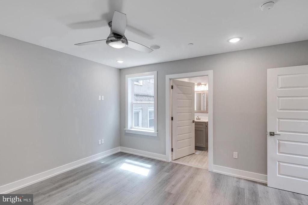 1309 S 52nd Street - Photo 10