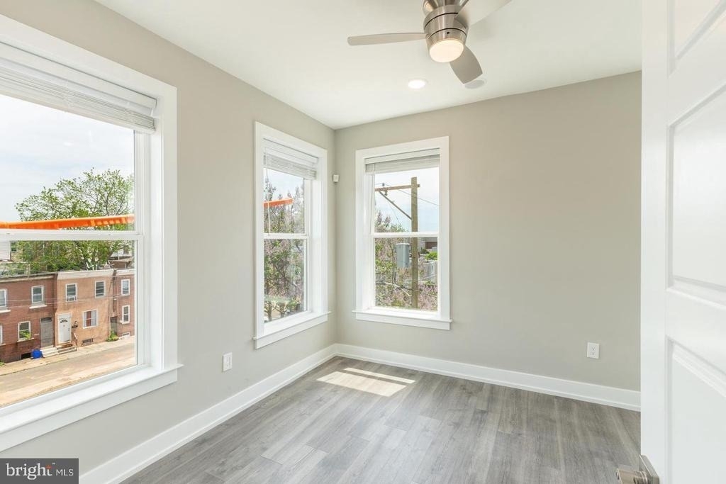 920 W Susquehanna Avenue - Photo 21