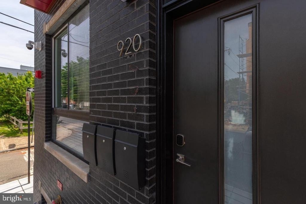 920 W Susquehanna Avenue - Photo 9