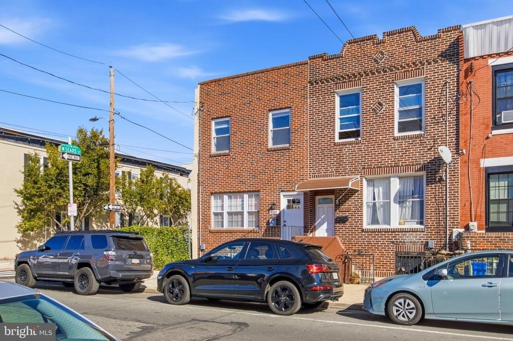 1317 S 22nd Street - Photo 2