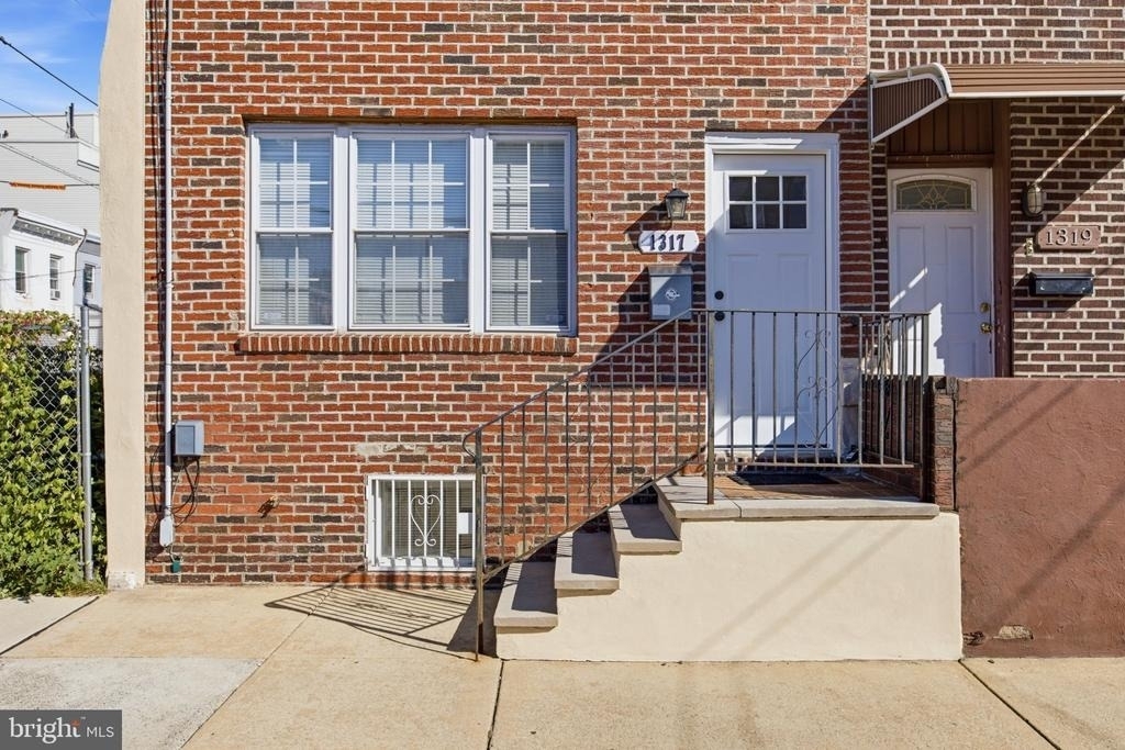 1317 S 22nd Street - Photo 0