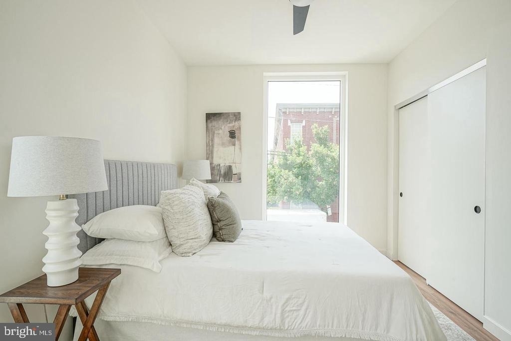 1301 Bainbridge Street - Photo 15
