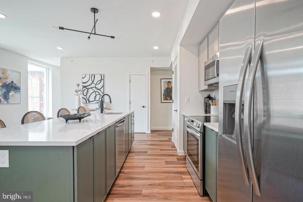 1301 Bainbridge Street - Photo 6