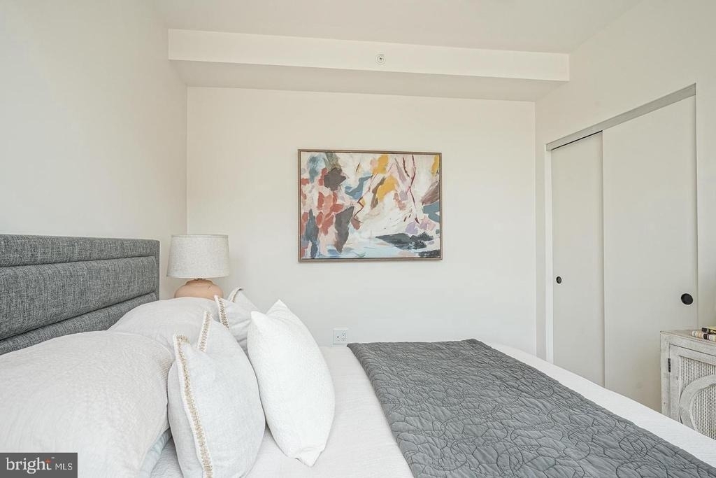 1301 Bainbridge Street - Photo 12