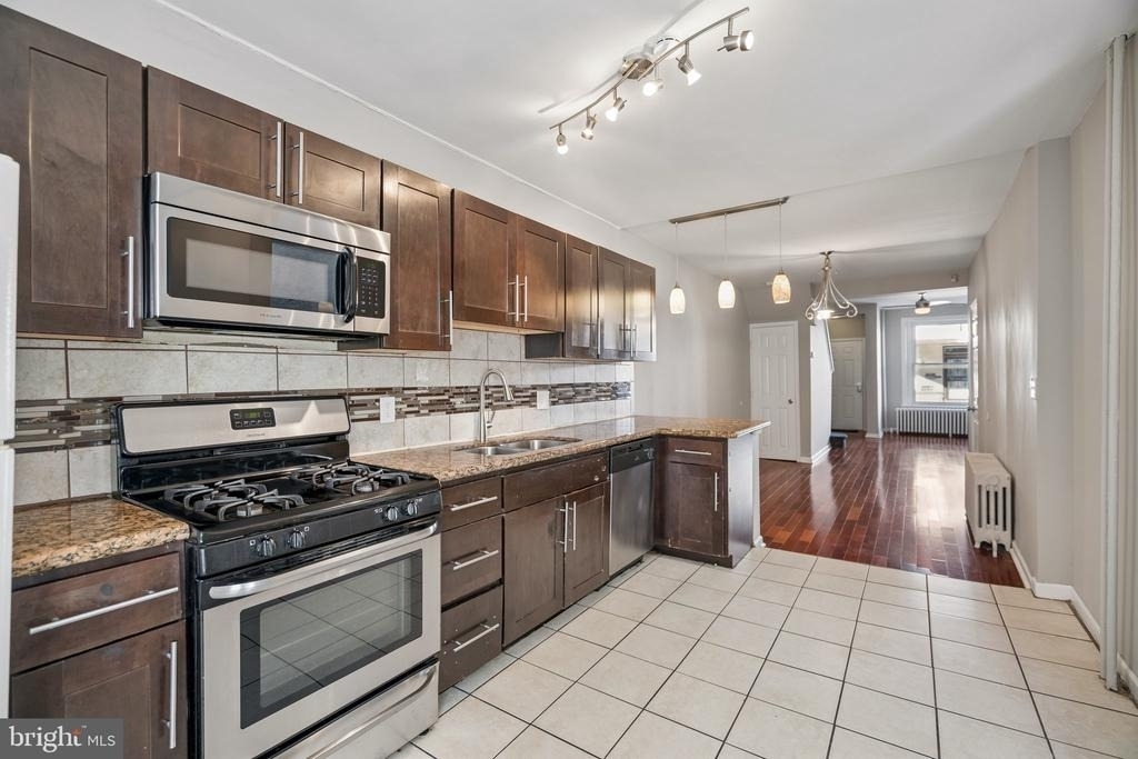 2018 Mifflin Street - Photo 6