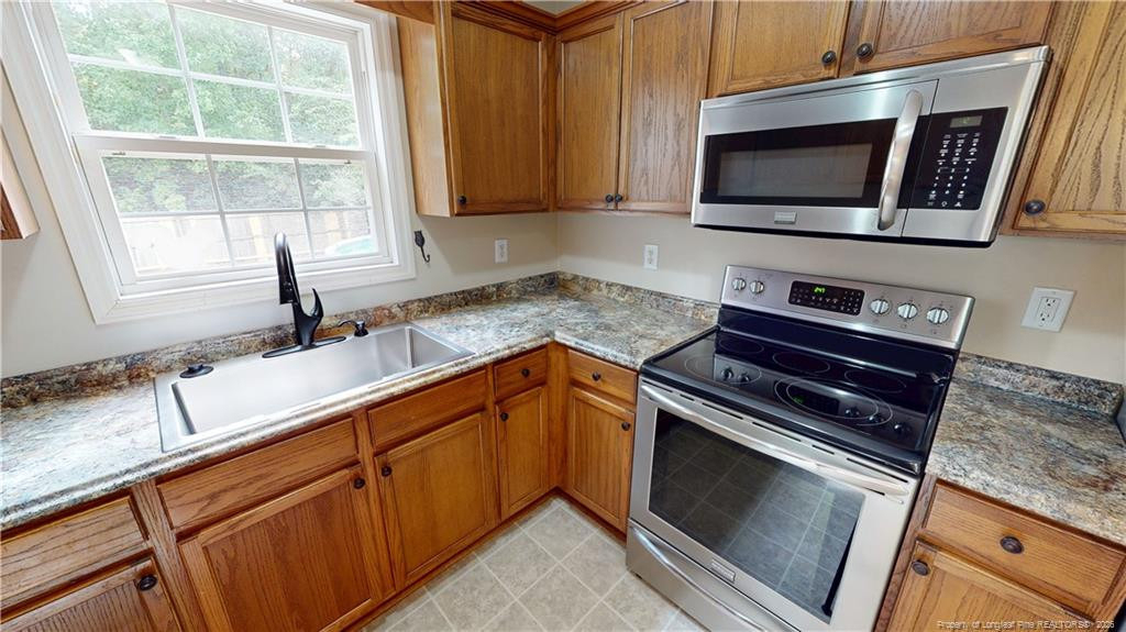 5421 Biscoe Street - Photo 7