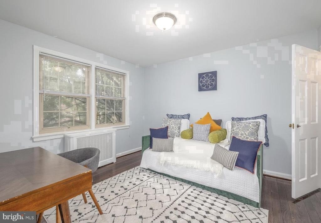 150 E Wynnewood Road - Photo 3