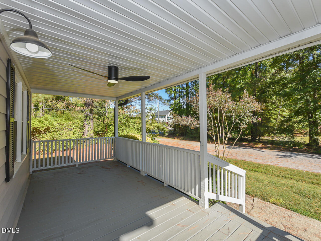 225 Douglas Street - Photo 4