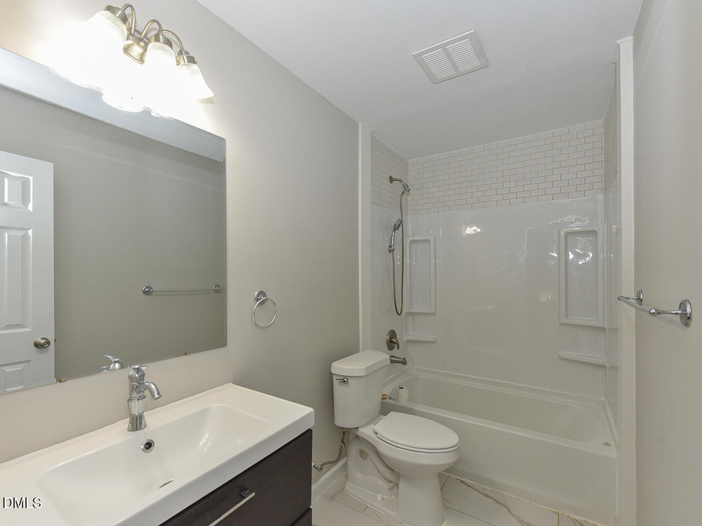 225 Douglas Street - Photo 21