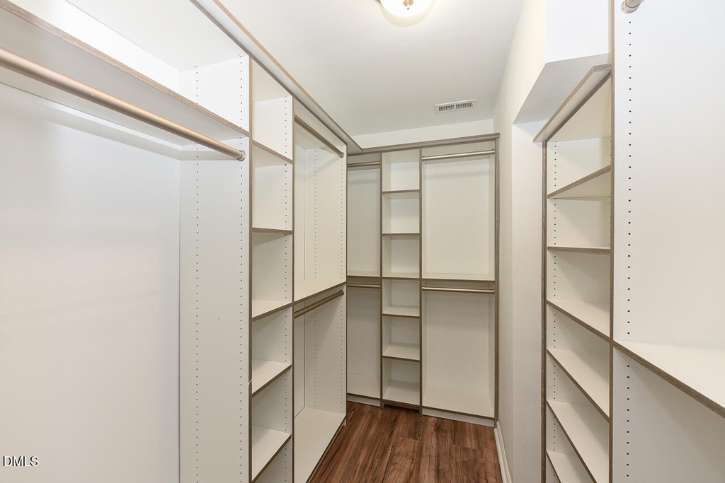 225 Douglas Street - Photo 19