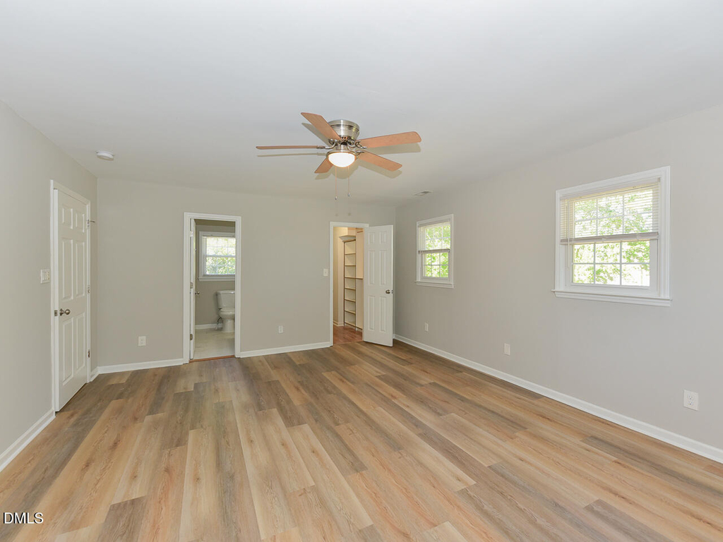 225 Douglas Street - Photo 16