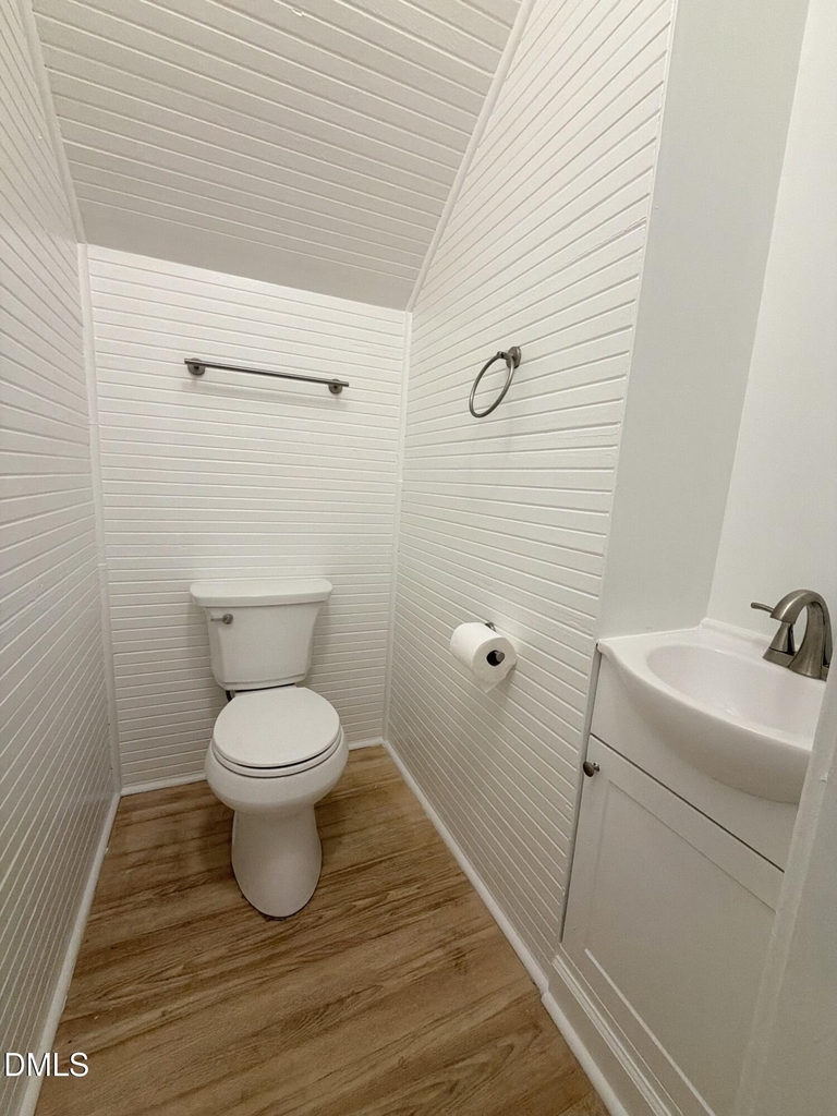 306 N Steele Street - Photo 12