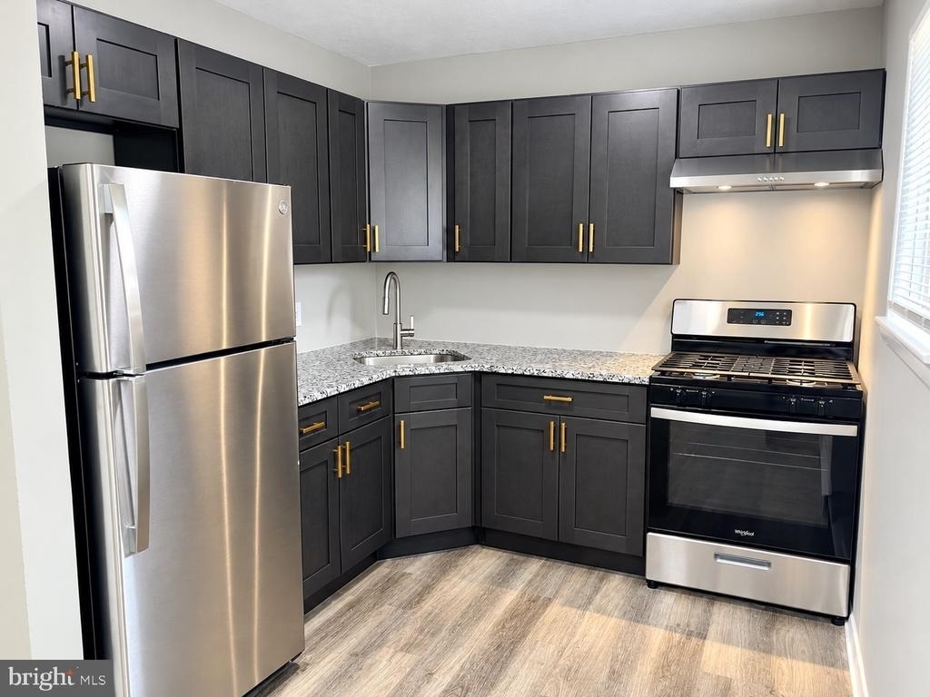 3800 Elmerton Avenue - Photo 2