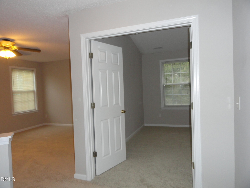 403 Stonecreek Drive - Photo 18
