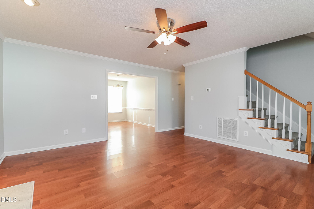928 Shannondale Drive - Photo 6