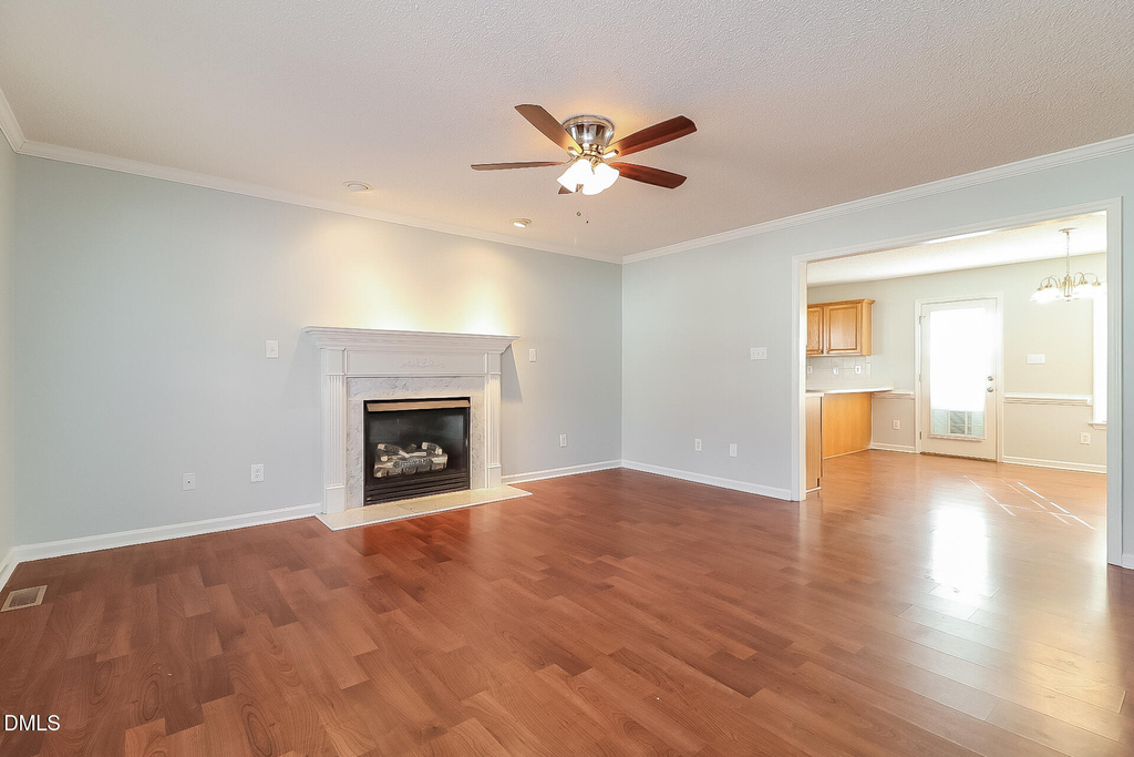 928 Shannondale Drive - Photo 5