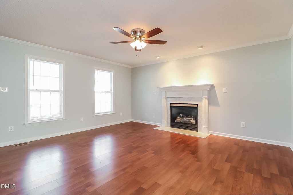 928 Shannondale Drive - Photo 4