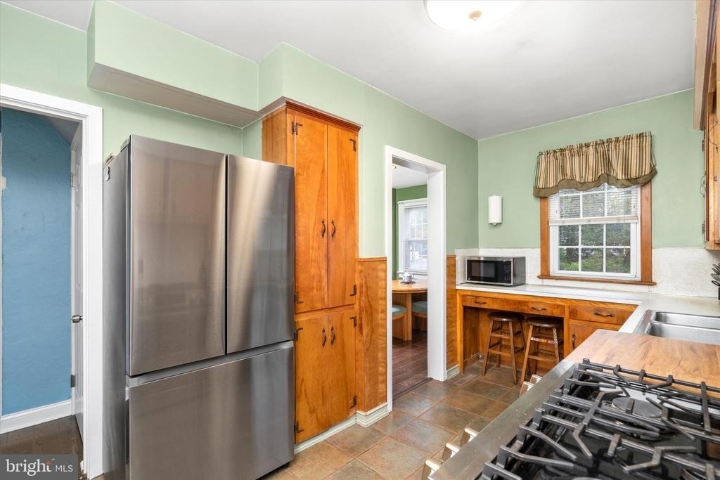 2734 Quakerbridge Road - Photo 8
