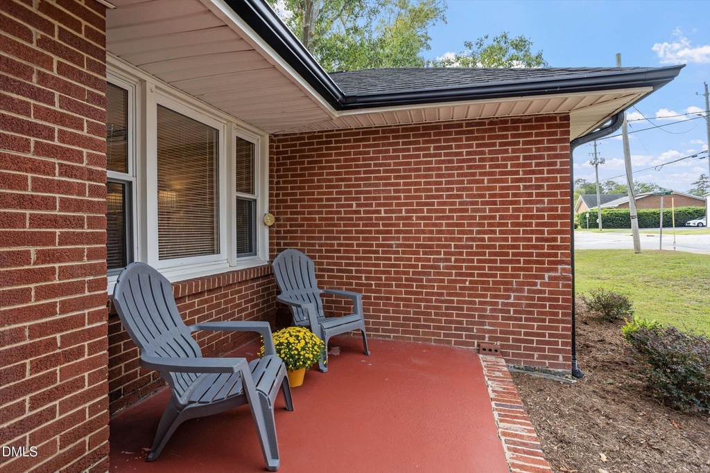 119 S Aiken Street - Photo 8