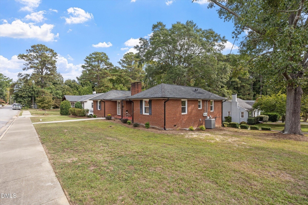 119 S Aiken Street - Photo 0