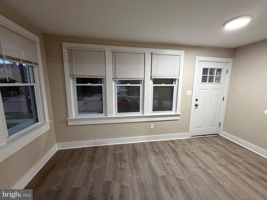 1948 Lexington Avenue - Photo 2