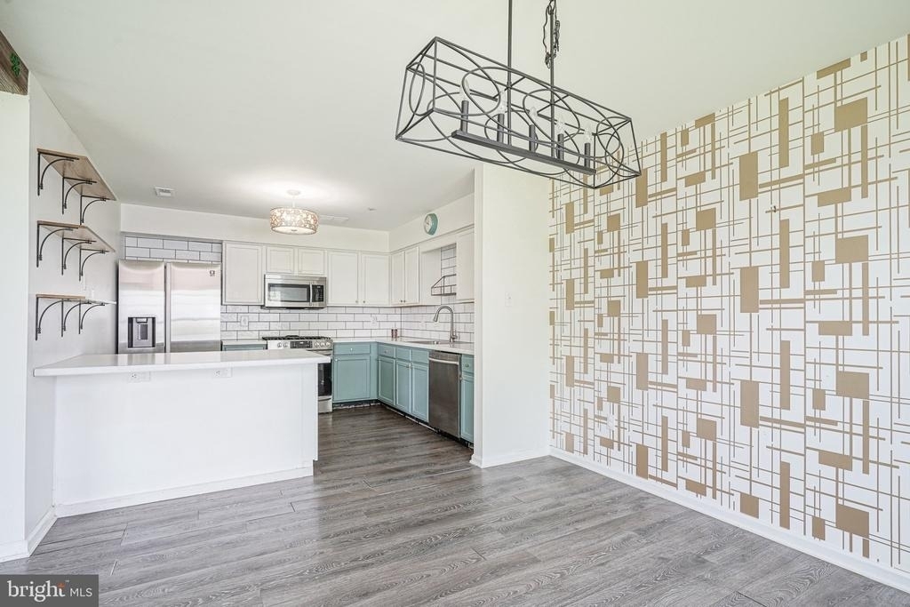 6201 Riverfront Drive - Photo 10