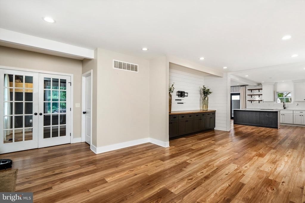 25015 Mount Pleasant Road - Photo 7