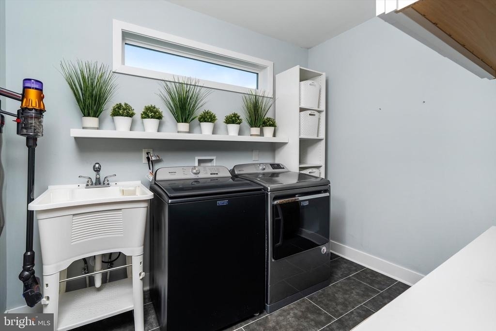 25015 Mount Pleasant Road - Photo 32