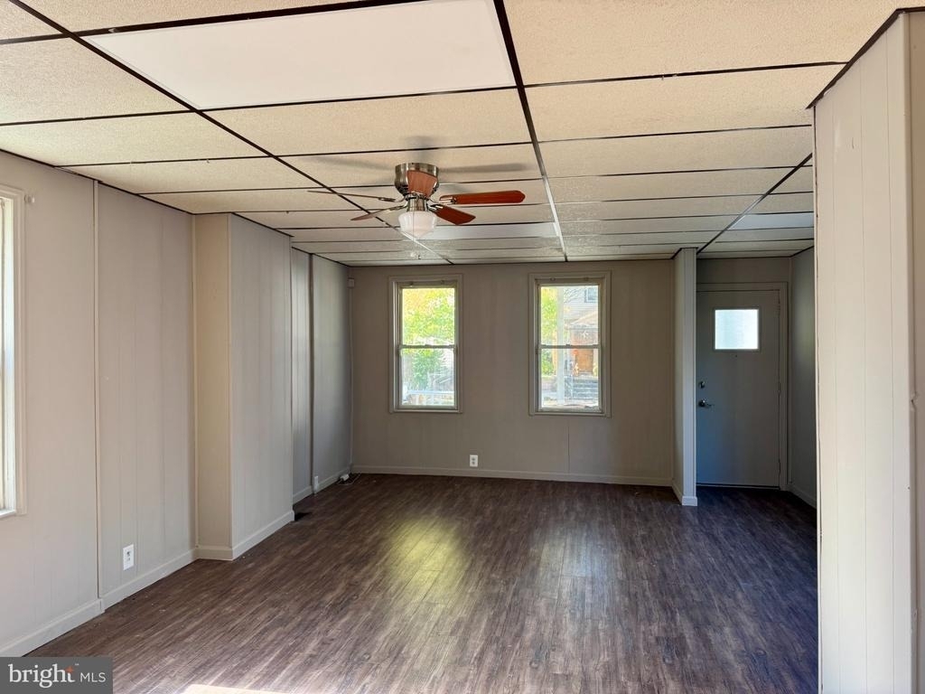 206 Arch Street - Photo 2