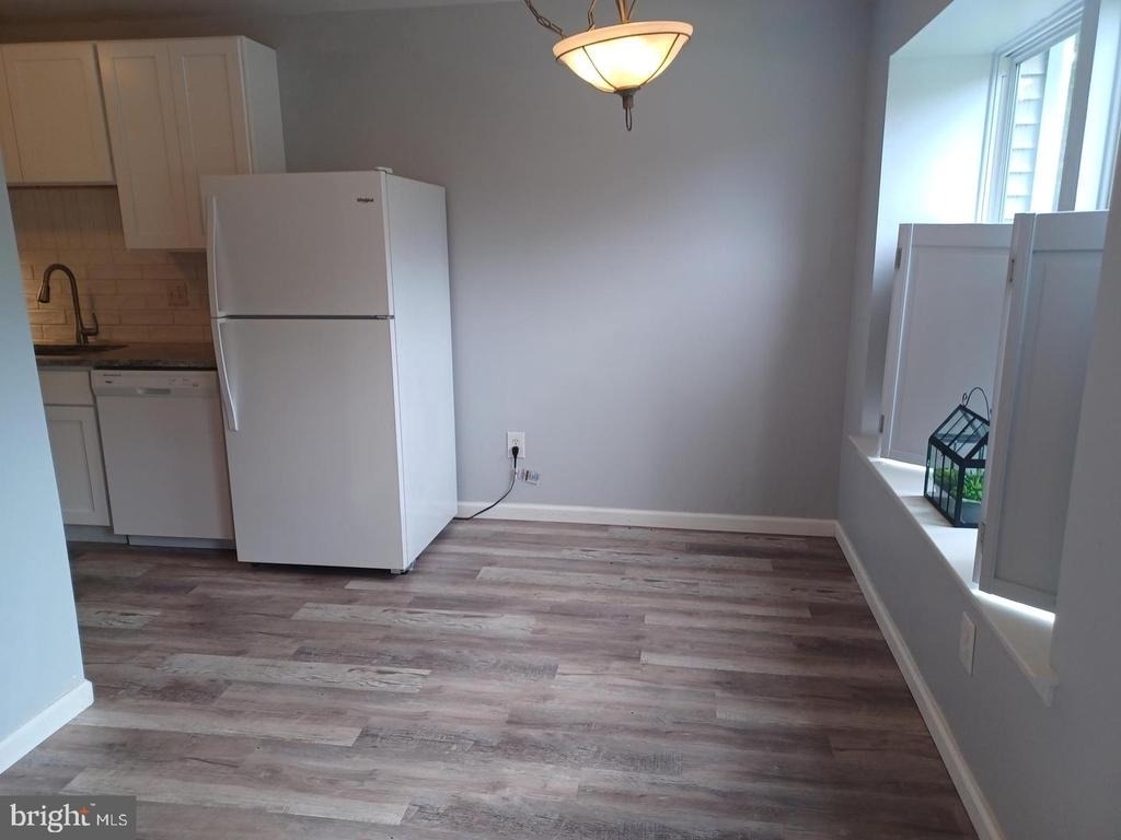 403 Roberts Lane - Photo 8