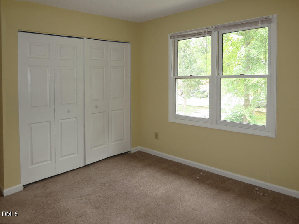 737 Edwards Street - Photo 9