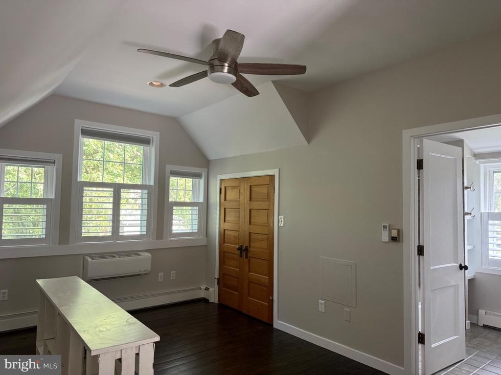 111 Pitts Street - Photo 8