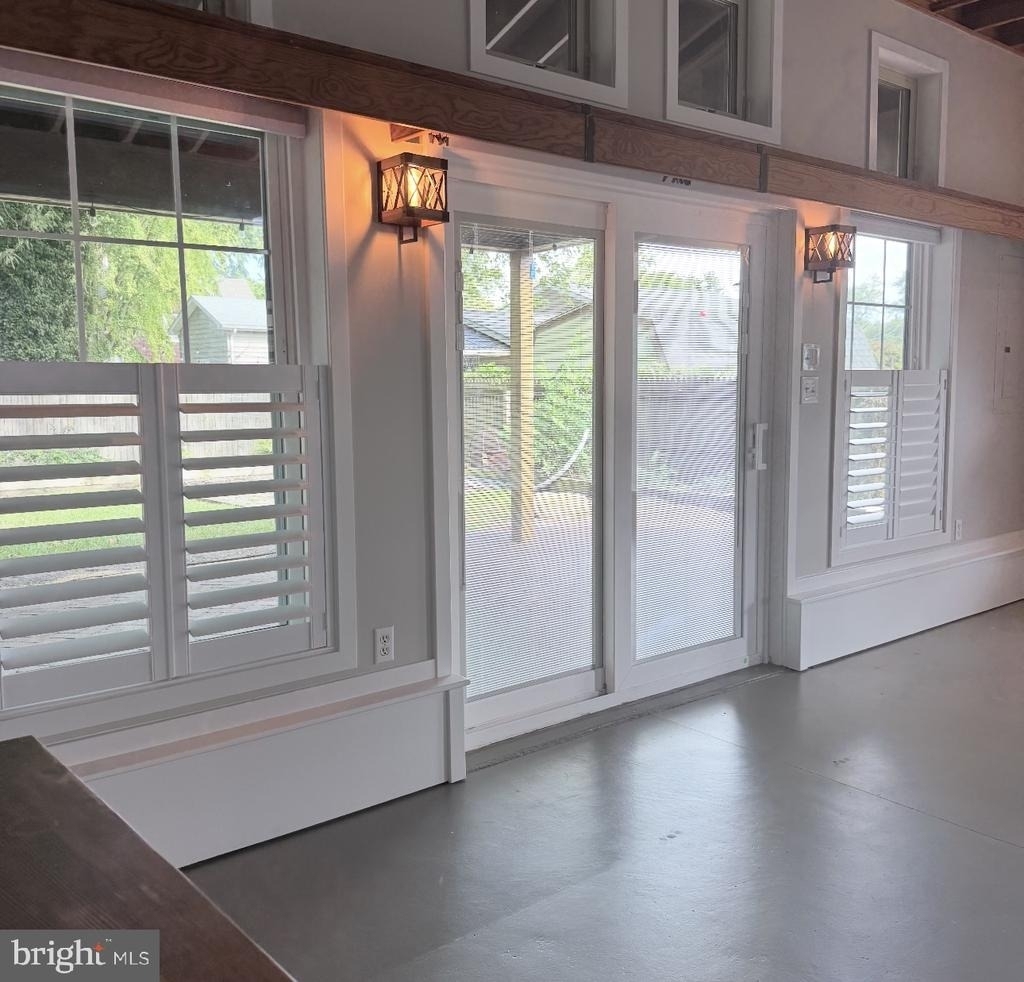 111 Pitts Street - Photo 6