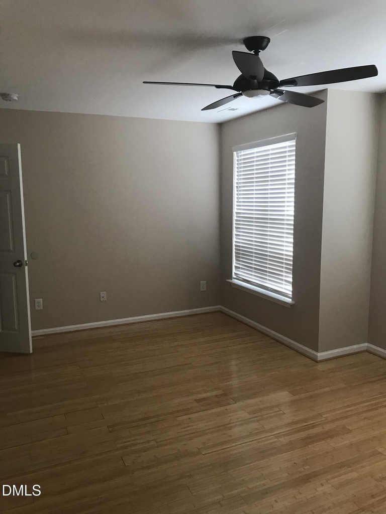 9807 Castain Drive - Photo 12