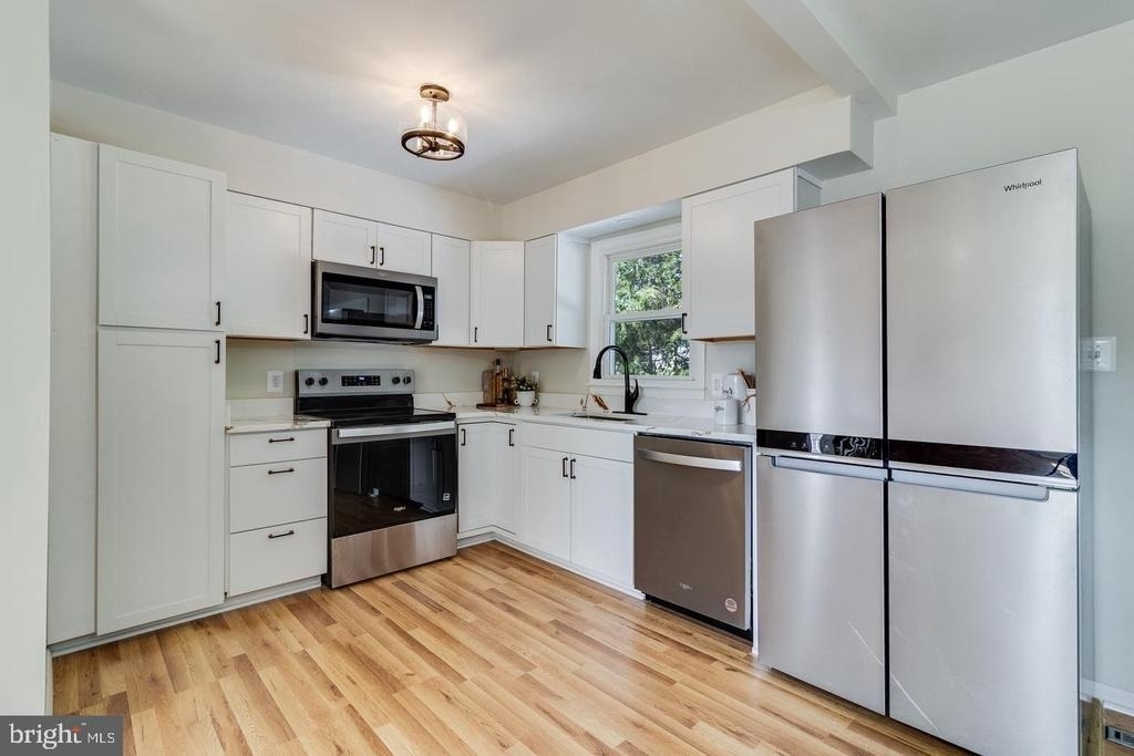 21969 Rosewood Terrace - Photo 16