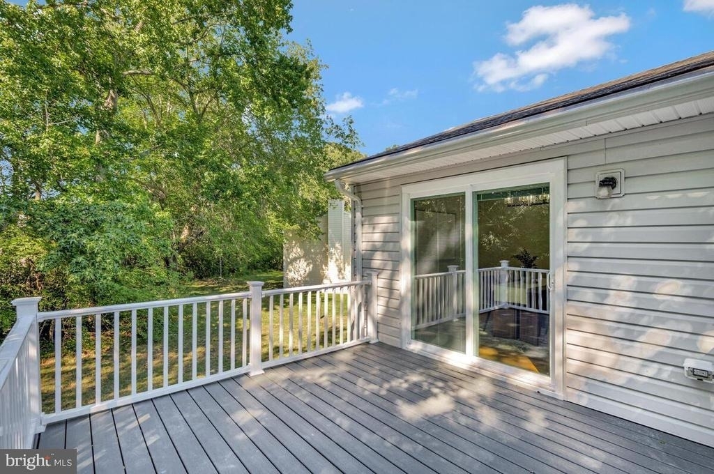 21969 Rosewood Terrace - Photo 20