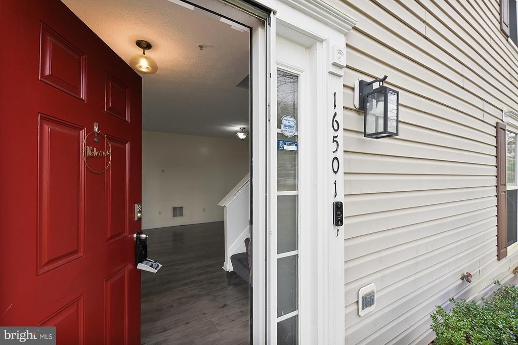 16501 Enders Terrace - Photo 1