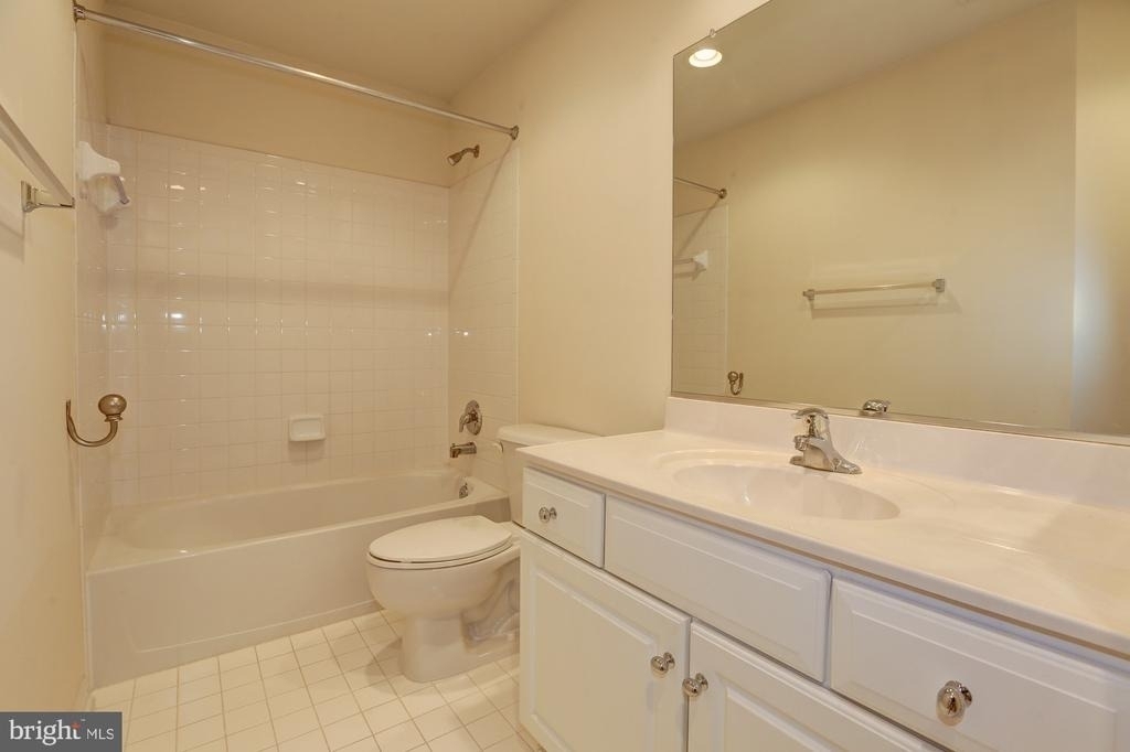 311 Oak Knoll Terrace - Photo 28