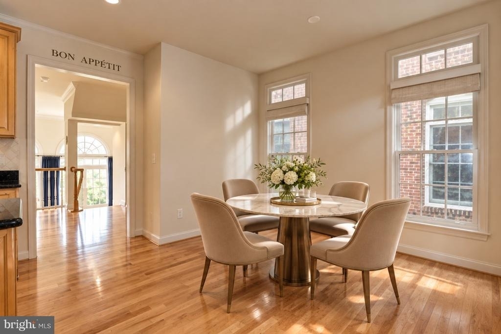 311 Oak Knoll Terrace - Photo 8