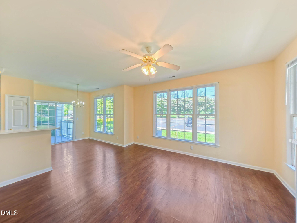 1511 Kudrow Lane - Photo 4